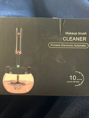 Portable Electronic Automatic Makeup Brush Cleaner